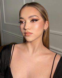 Ivana Lazić -šminkanje