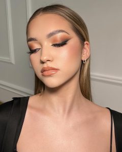 Ivana Lazić -šminkanje